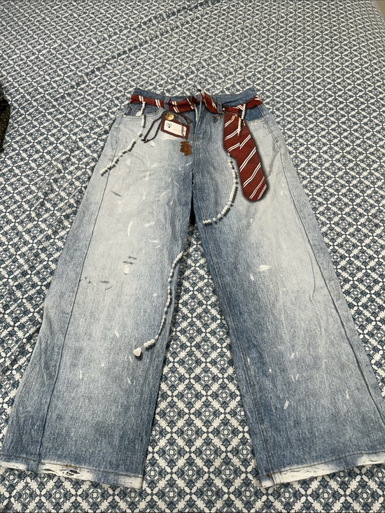 No brand Denim - Relaxed Wide-Leg Distressed Blue Jeans with Red Tie Accent